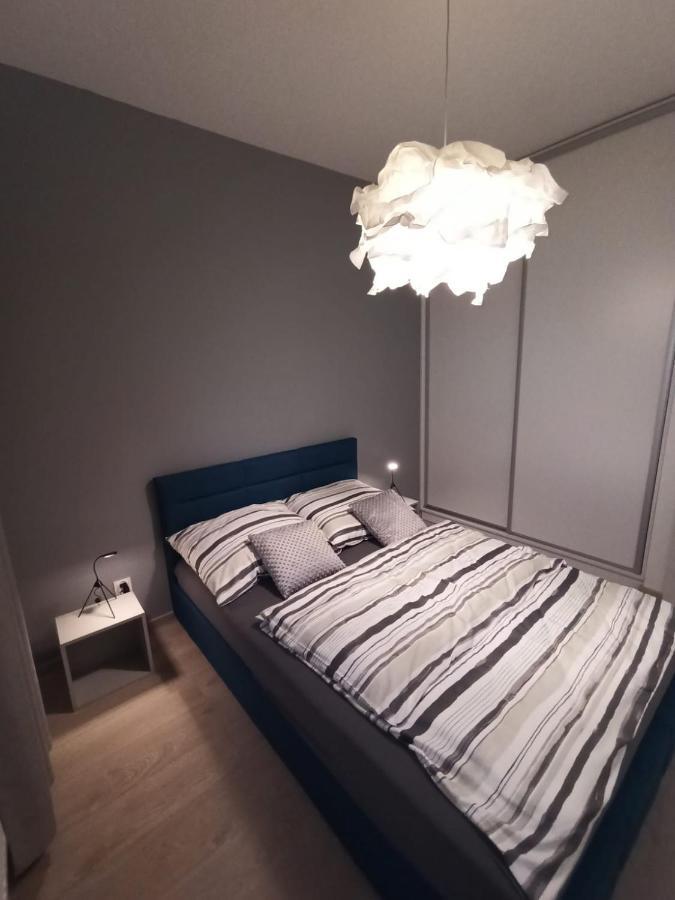 Apartament Wrzesnia II Apartment Bagian luar foto